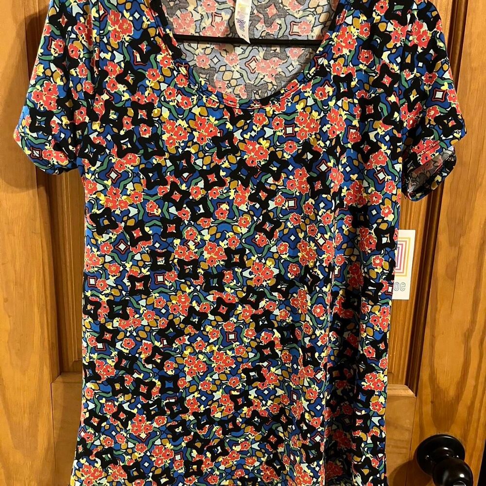 Lularoe Women's Multicolor Floral Blouse Size XS NWT